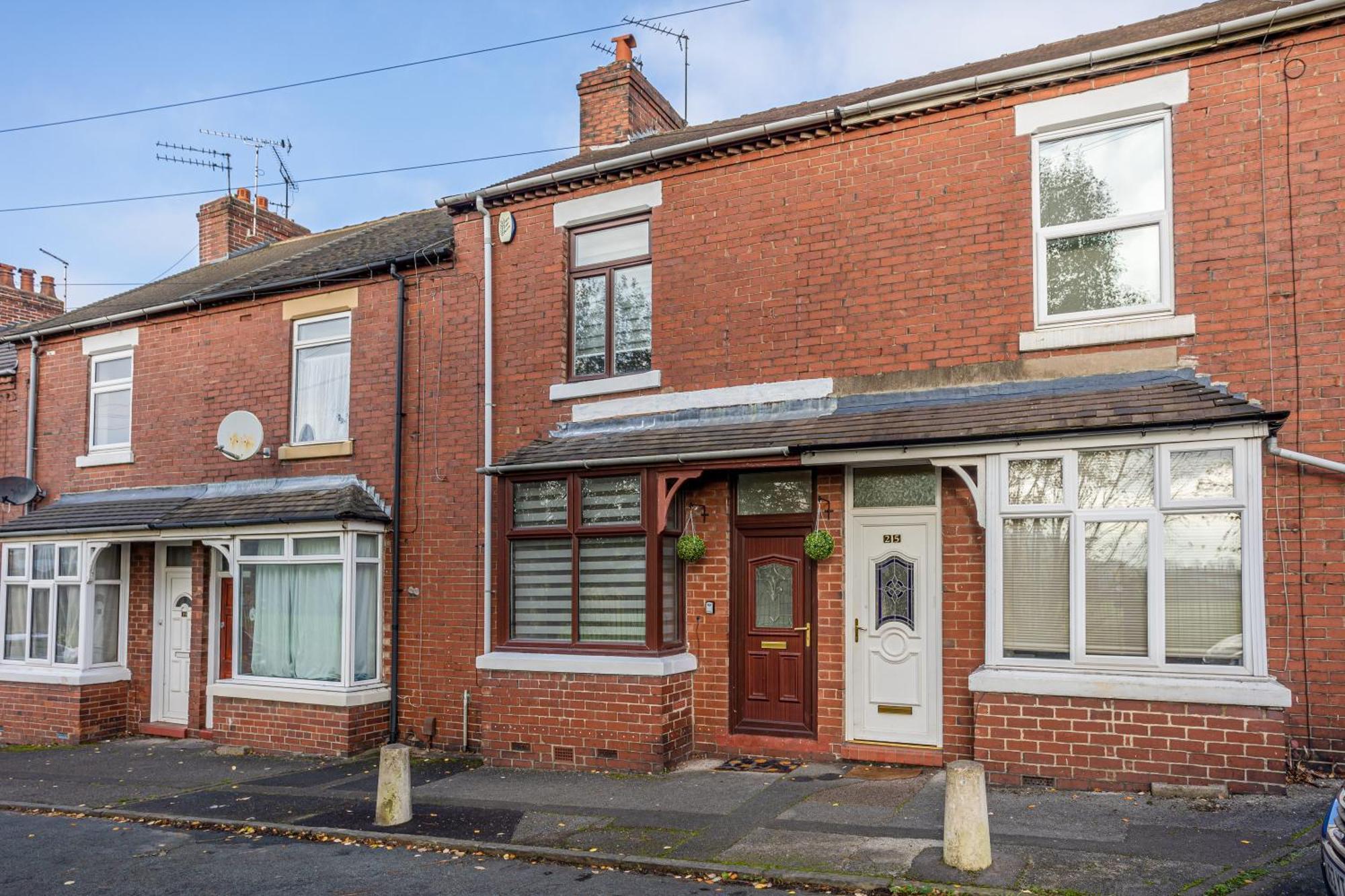 Coronation House By Yourstays - 3 Bedroom House In Newcastle-Under-Lyme Stoke-on-Trent Екстериор снимка