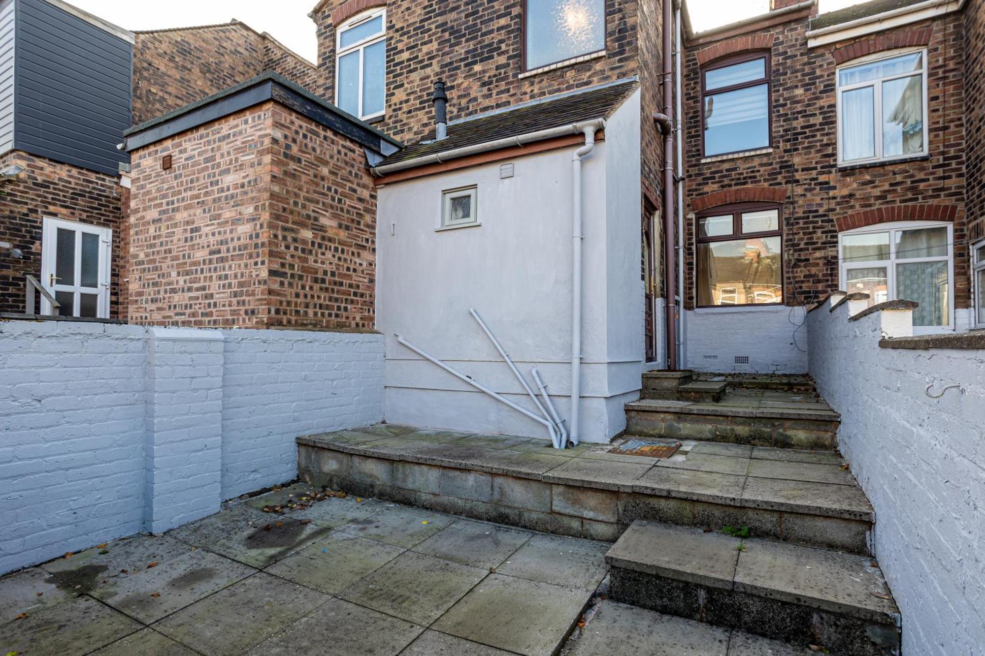 Coronation House By Yourstays - 3 Bedroom House In Newcastle-Under-Lyme Stoke-on-Trent Екстериор снимка